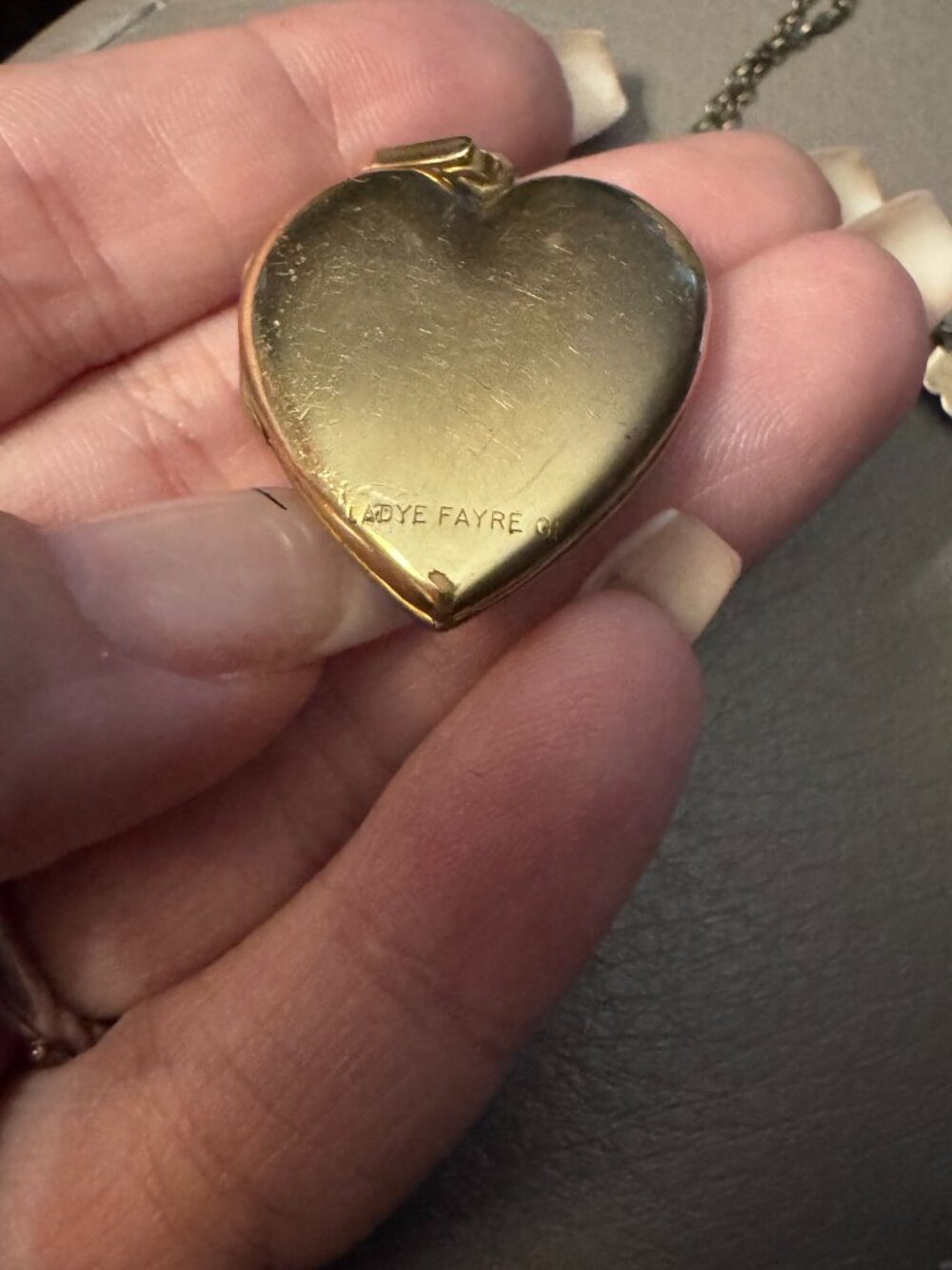 VINTAGE Ladye Fayre Gold Locket - Picture 5 of 6